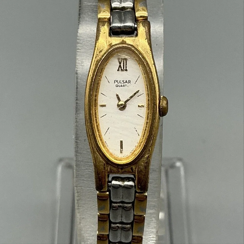 Vintage Pulsar Womens Watch 11mm White Dial Two Tone V220-1690 New Battery 7.75